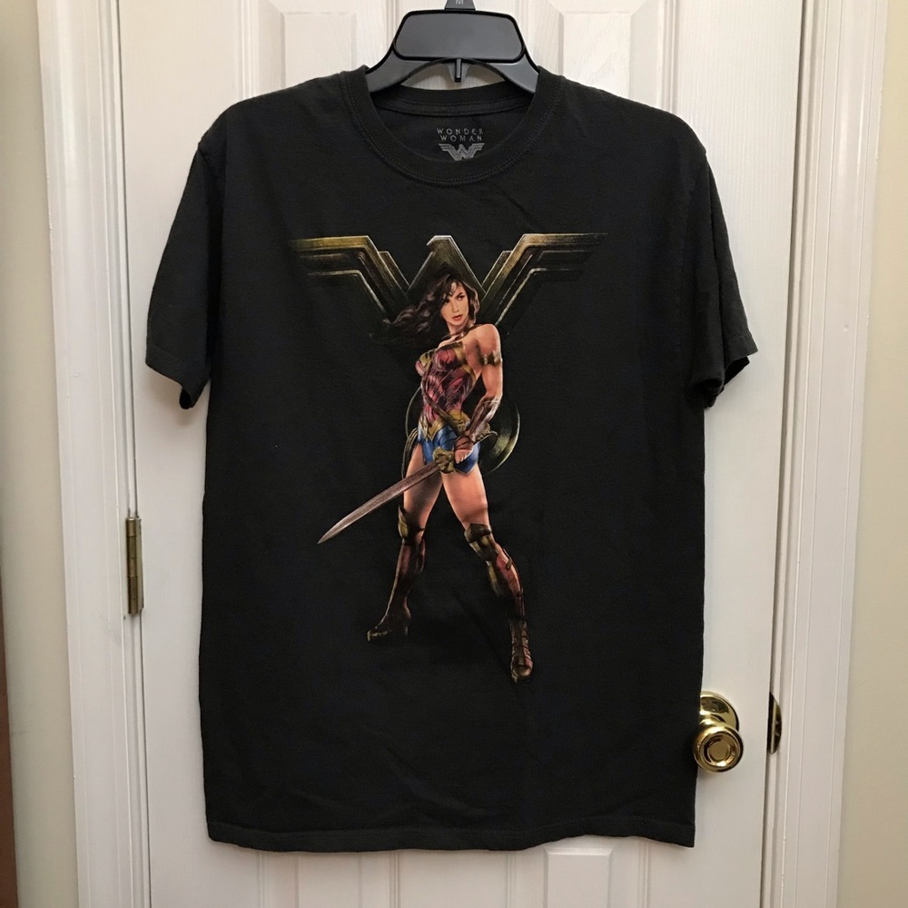 Wonder Woman T Shirt Men’s Size Medium Black